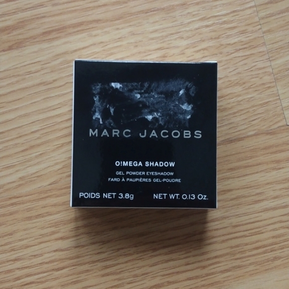 Marc Jacobs Beauty Omega Gel Eyeshadow in Shade O!MG - Picture 9 of 10